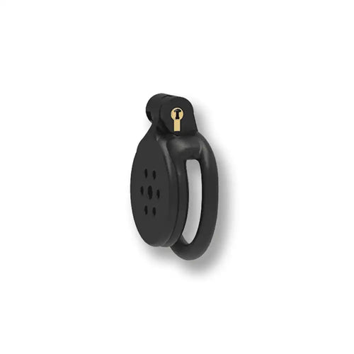 Cage de chasteté noire en silicone avec cadenas doré pour sissification et soumission sexuelle sur Sissyshop