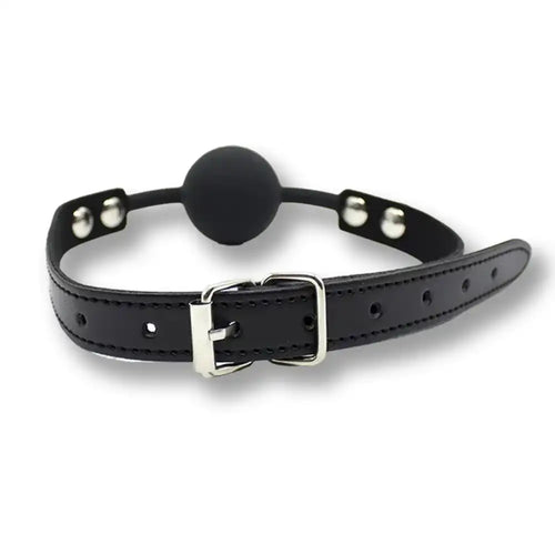 Collier en cuir noir avec boule de gag pour sissification et soumission sexuelle, finition métal argenté sur Sissyshop
