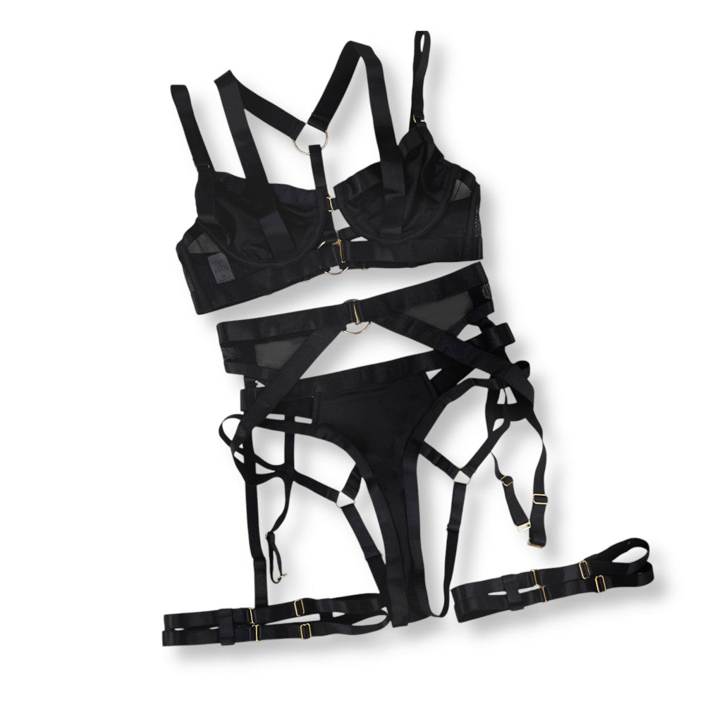 Ensemble lingerie rouge à sangles sexy