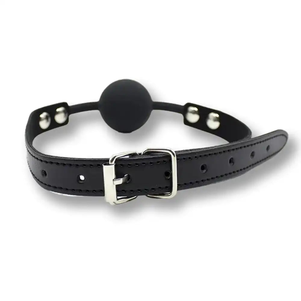 Collier en cuir noir avec boule de gag pour sissification et soumission sexuelle, idéal pour le fétichisme sur Sissyshop