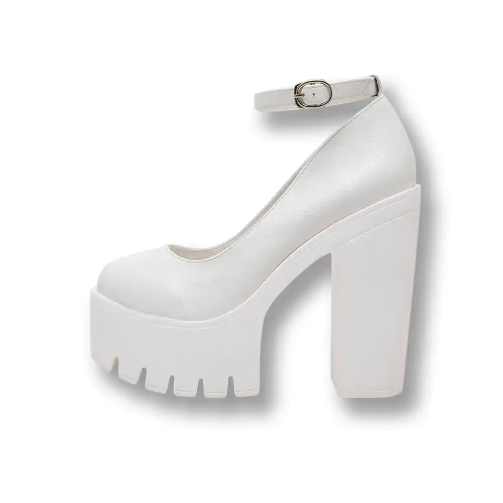 Escarpin blanc en simili-cuir avec plateforme et talon épais pour sissification et crossdressing sur Sissyshop