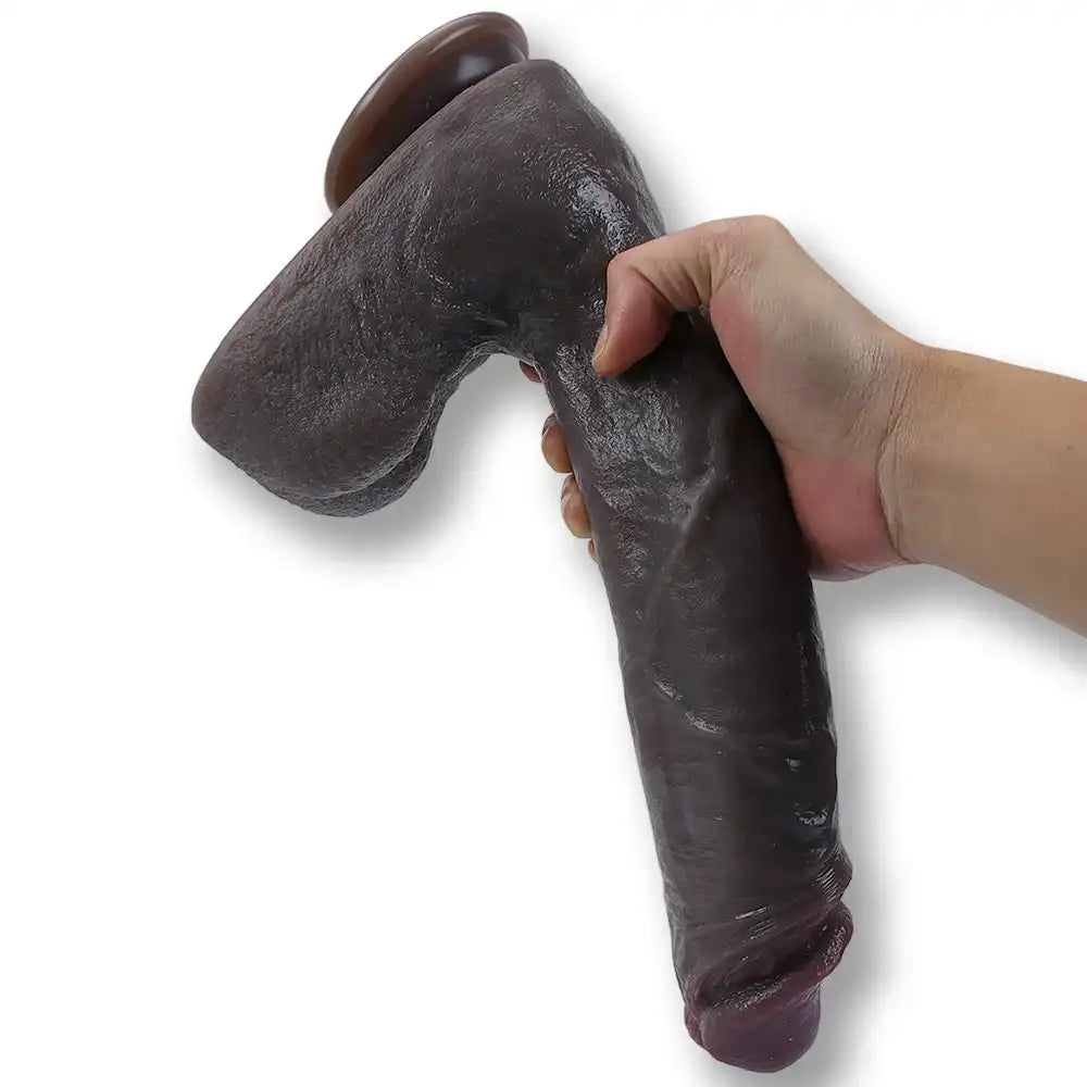 Gode réaliste en silicone noir pour sissification et plaisir anal, conçu pour la soumission sexuelle sur Sissyshop