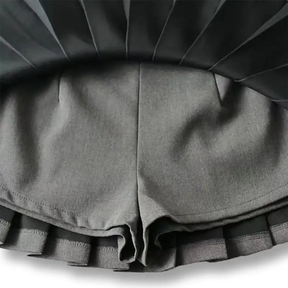 Shorts gris en coton avec volants pour sissification et crossdressing, idéal pour la féminisation sur Sissyshop
