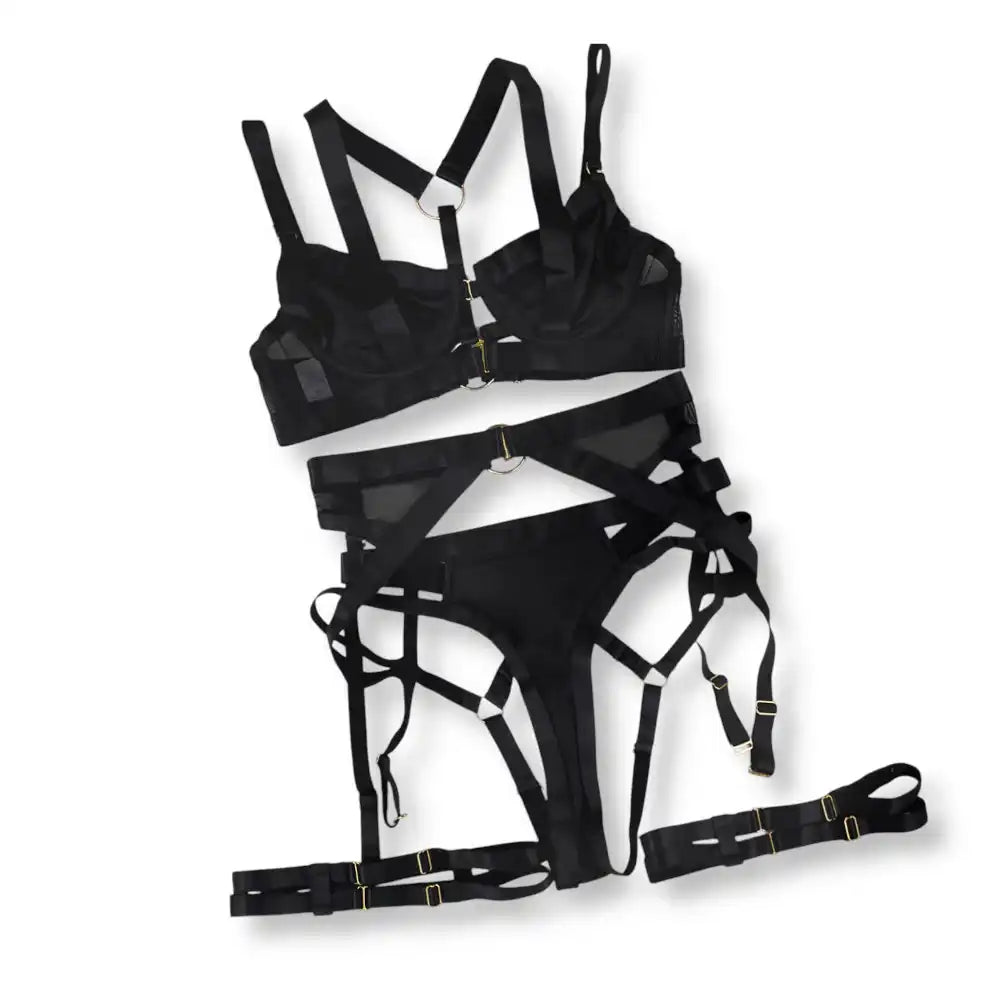 Ensemble de lingerie noir à sangles élastiques et jarretelles, variante fetishwear et BDSM disponible sur Le Sissyshop.