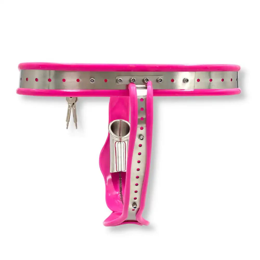 Vue arrière de la ceinture de chasteté en métal et silicone rose, mettant en valeur la sangle dorsale ajustable pour un maintien parfait du style sissy sur sissyshop.