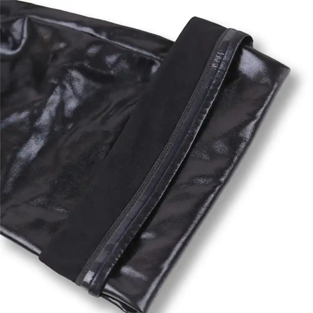 Pantalon noir en latex brillant pour sissification et fétichisme, idéal pour la soumission sexuelle sur Sissyshop