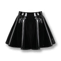Jupe courte noire en latex brillant pour sissification et fétichisme, idéale pour la soumission sexuelle sur Sissyshop