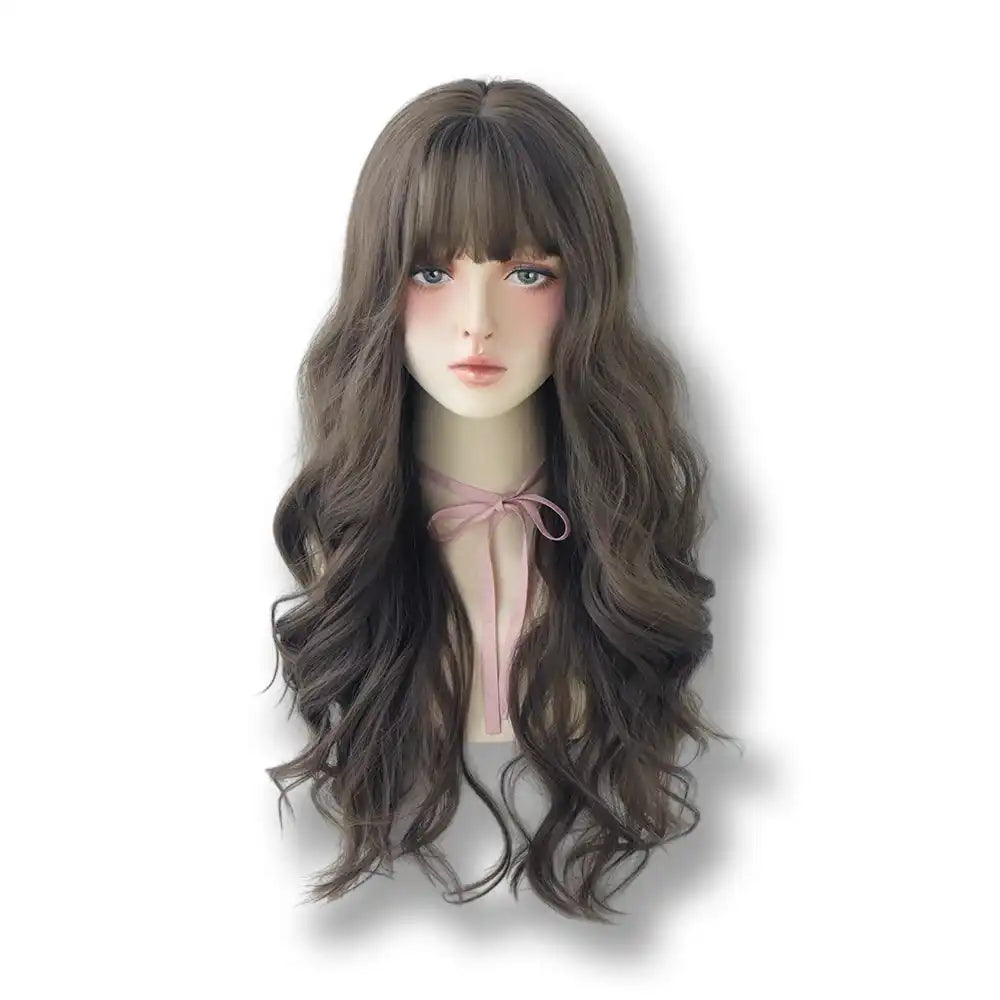 Perruque longue ondulée marron avec frange pour sissification et crossdressing, idéale pour la féminisation sur Sissyshop