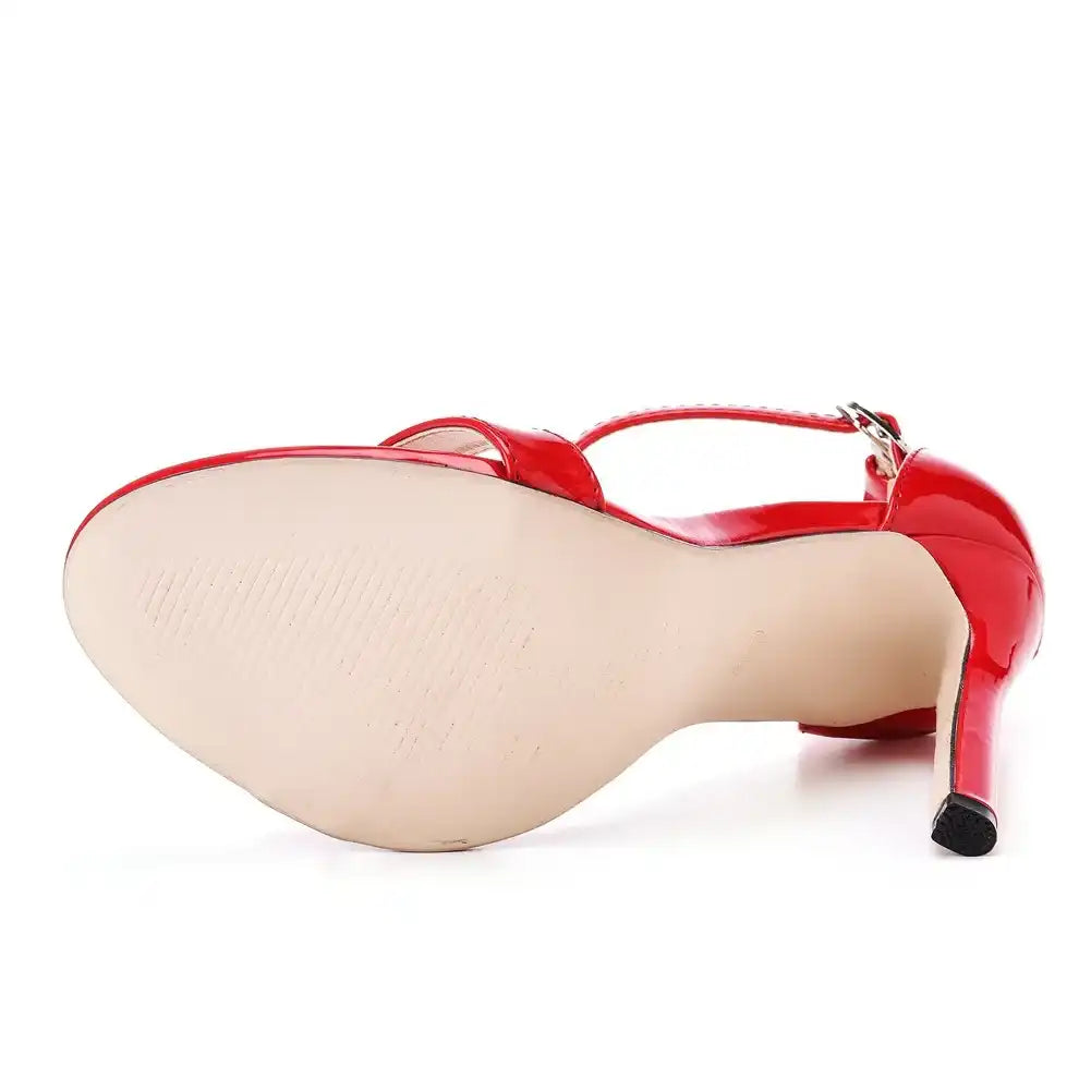 Sandales rouges en cuir verni à talon aiguille pour la féminisation et le crossdressing, idéales pour la sissification sur Sissyshop