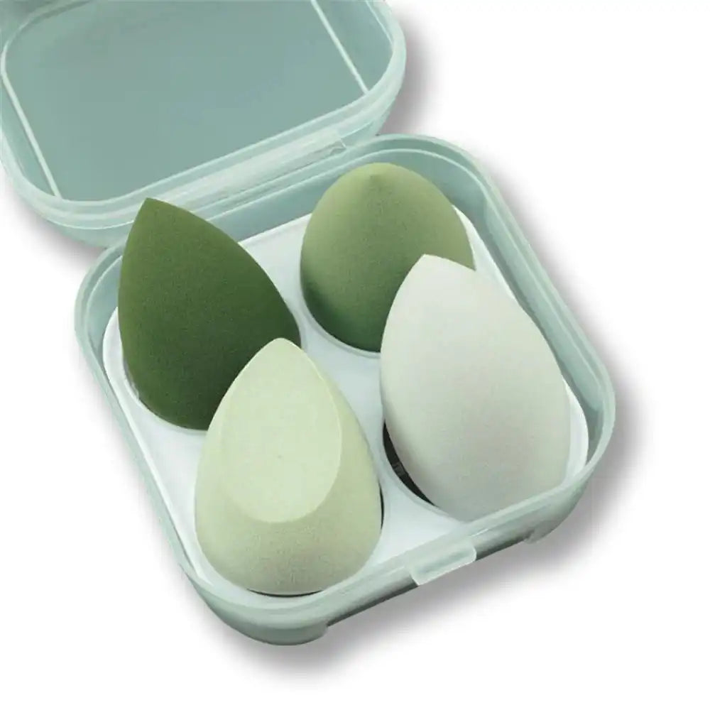 Ensemble de 4 éponges de maquillage vertes et blanches pour la féminisation et le crossdressing, sur Sissyshop