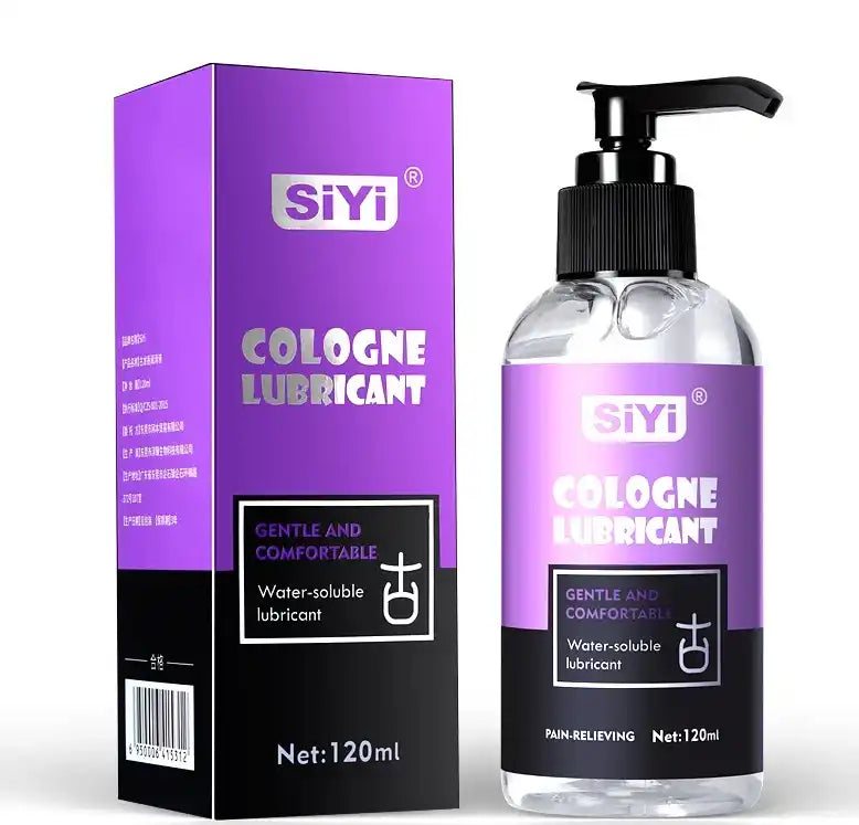 Flacon-pompe de lubrifiant anal à base d'eau Siyi parfumé à l'eau de Cologne (120 ml) présenté avec son emballage violet et noir, accessoire de confort pour la sissification et le fetishwear.