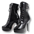 Bottines noires en latex brillant à lacets et talons aiguilles pour sissification et fétichisme, idéales pour la soumission sexuelle sur Sissyshop